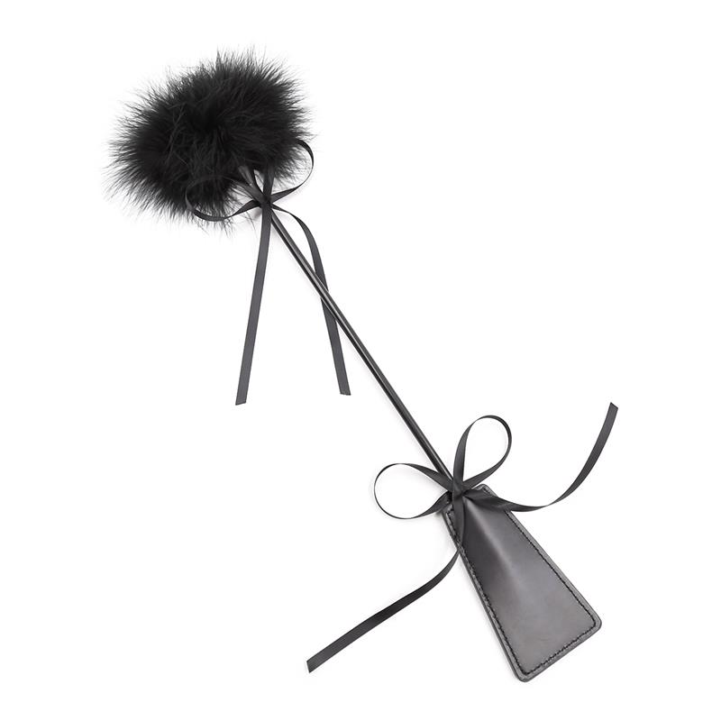 4-feather-tickler-and-paddle-49-cm-black