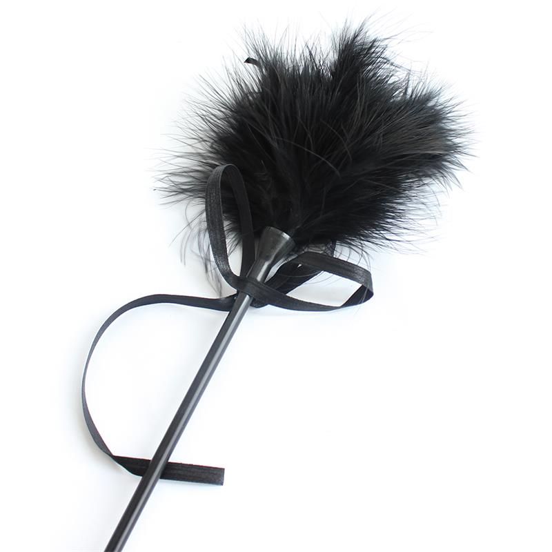5-feather-tickler-and-paddle-49-cm-black