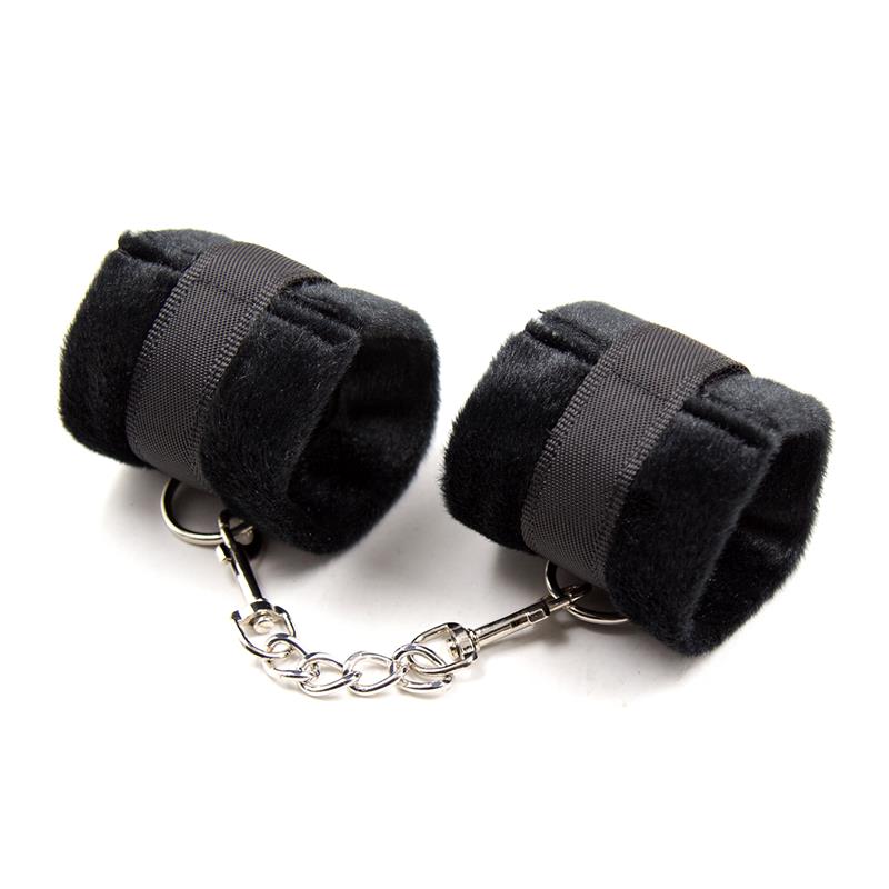 INTOYOU BDSM LINE HANDCUFFS WITH VELCRO WITH LONG FUR BLACK