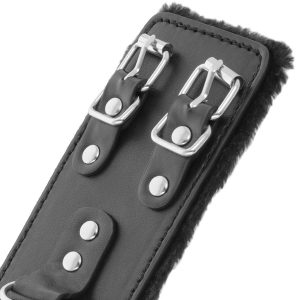 DARKNESS WRIST RESTRAINTS BLACK WITH FUR - Image 6