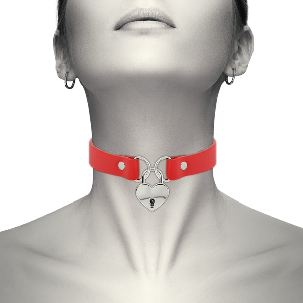 img_109846_92180a54c36be02b6a9502a26271091a_1 COQUETTE HAND CRAFTED CHOKER VEGAN LEATHER KEYS HEART RED